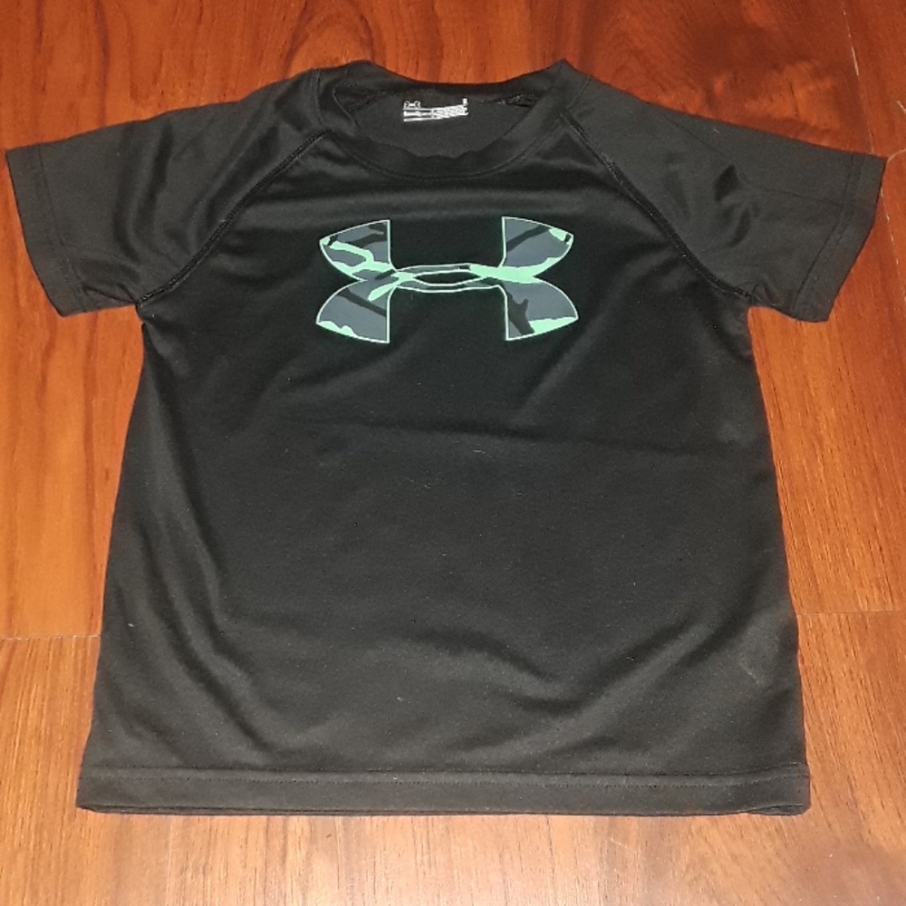 Green and black UA  shirt